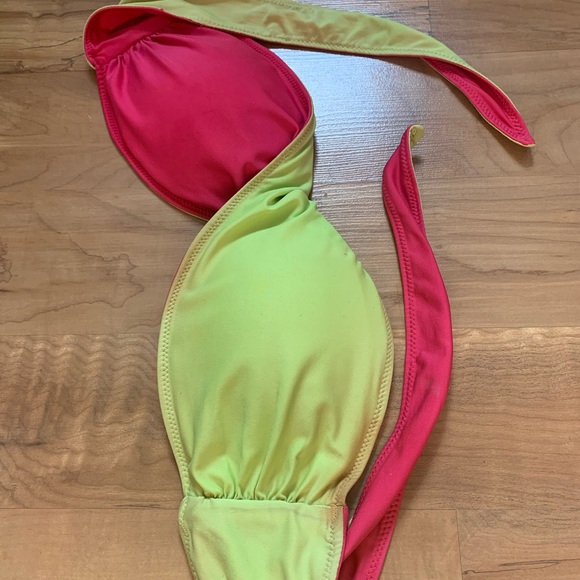 Bandeau Bikini Top: Aritzia - Picture 5 of 11